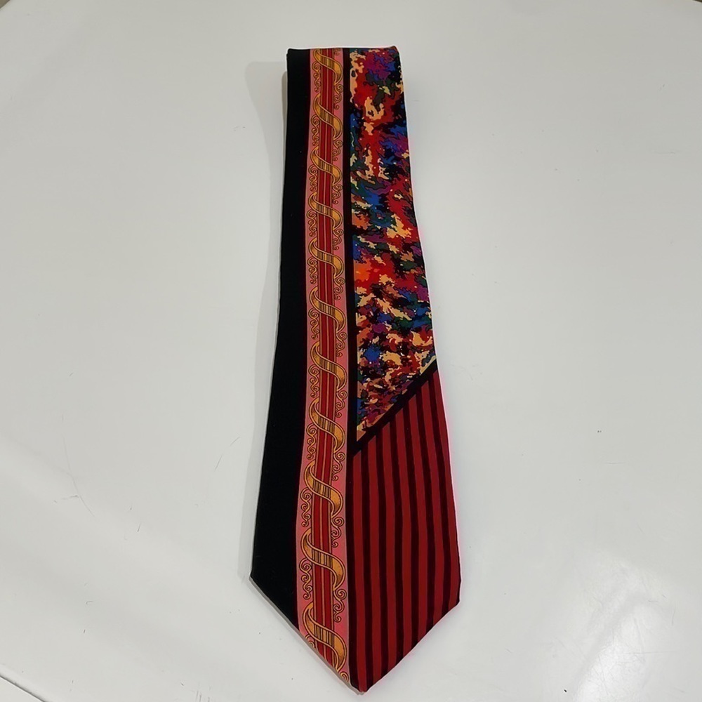Rush Limbaugh Colorful 100% Silk Tie—Great Looking!! Like New Condition!!